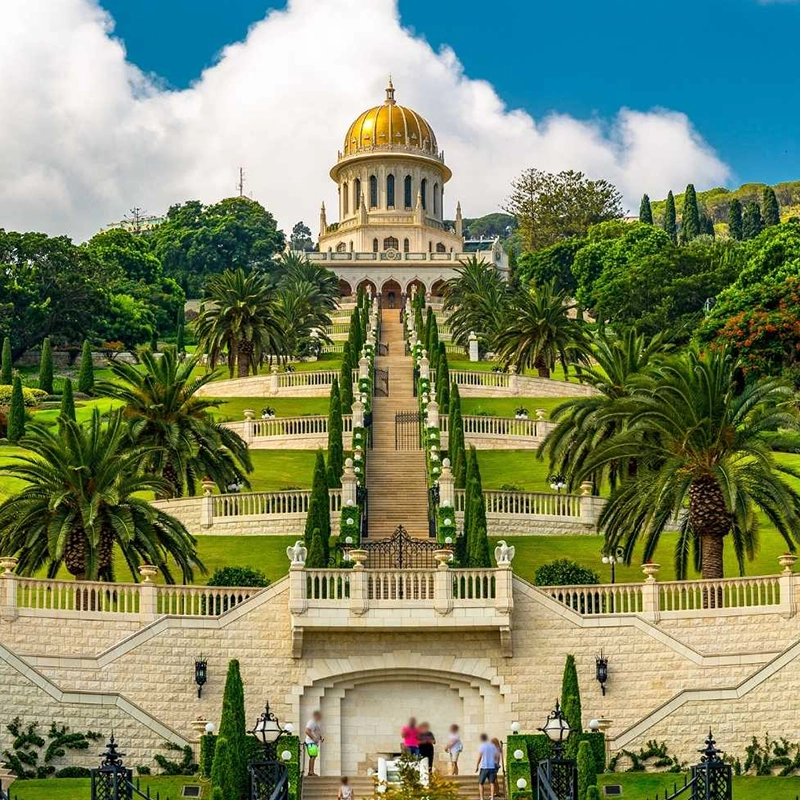 Driving rental car in Haifa near Bahai Gardens with Car4Hire